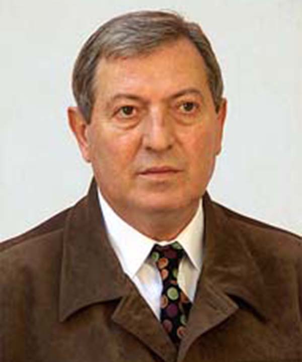 Любомир  Миков